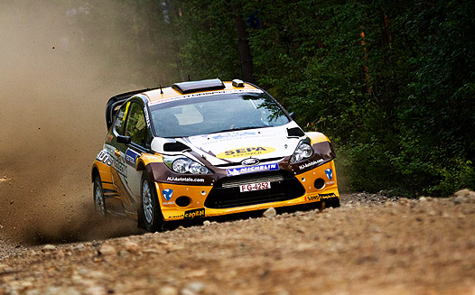 KETOMAA HUIKEASSA VAUHDISSA FORDIN WRC-AUTOLLA / Kuva: Jesse Haaja